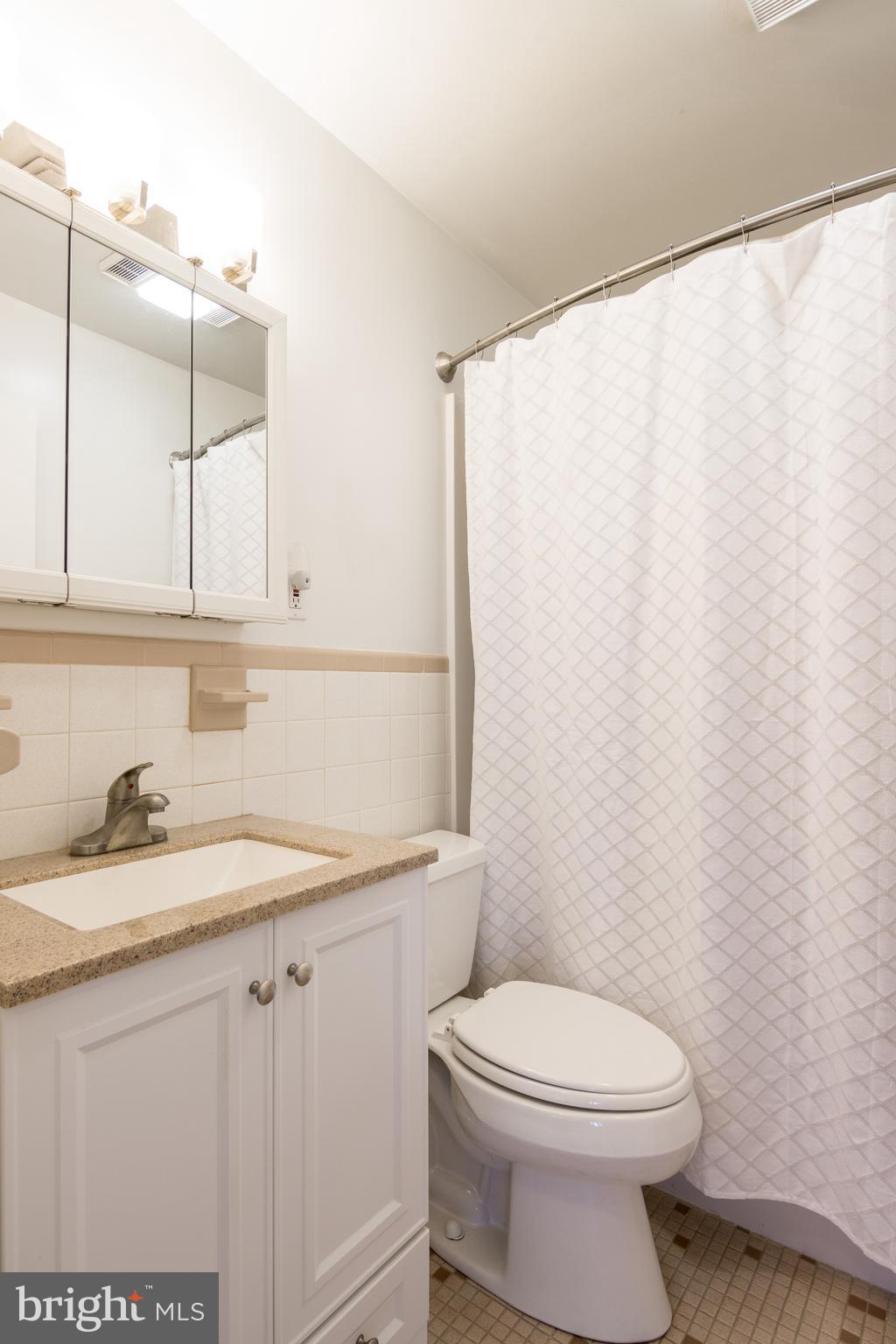 2825 Pinewick Road Ellicott City, MD 21042 - Photo 23 of 49 Hall bath