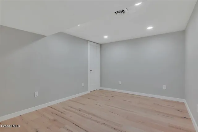 $4,800 | 257 West Circular Street, Saratoga Springs, NY 12866