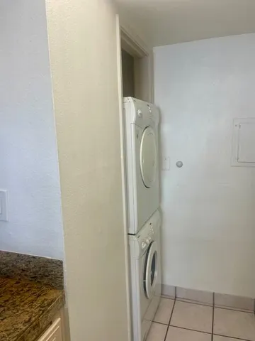 $1,800 | 72586 Edgehill Drive, Unit 3, Palm Desert, CA 92260