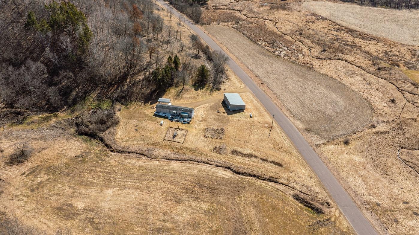 N5566 Sunny Brook Road Arkansaw, WI 54721 - Photo 4 of 35