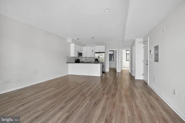 $1,945 | 381 Martin Street, Unit 2, Philadelphia, PA 19128