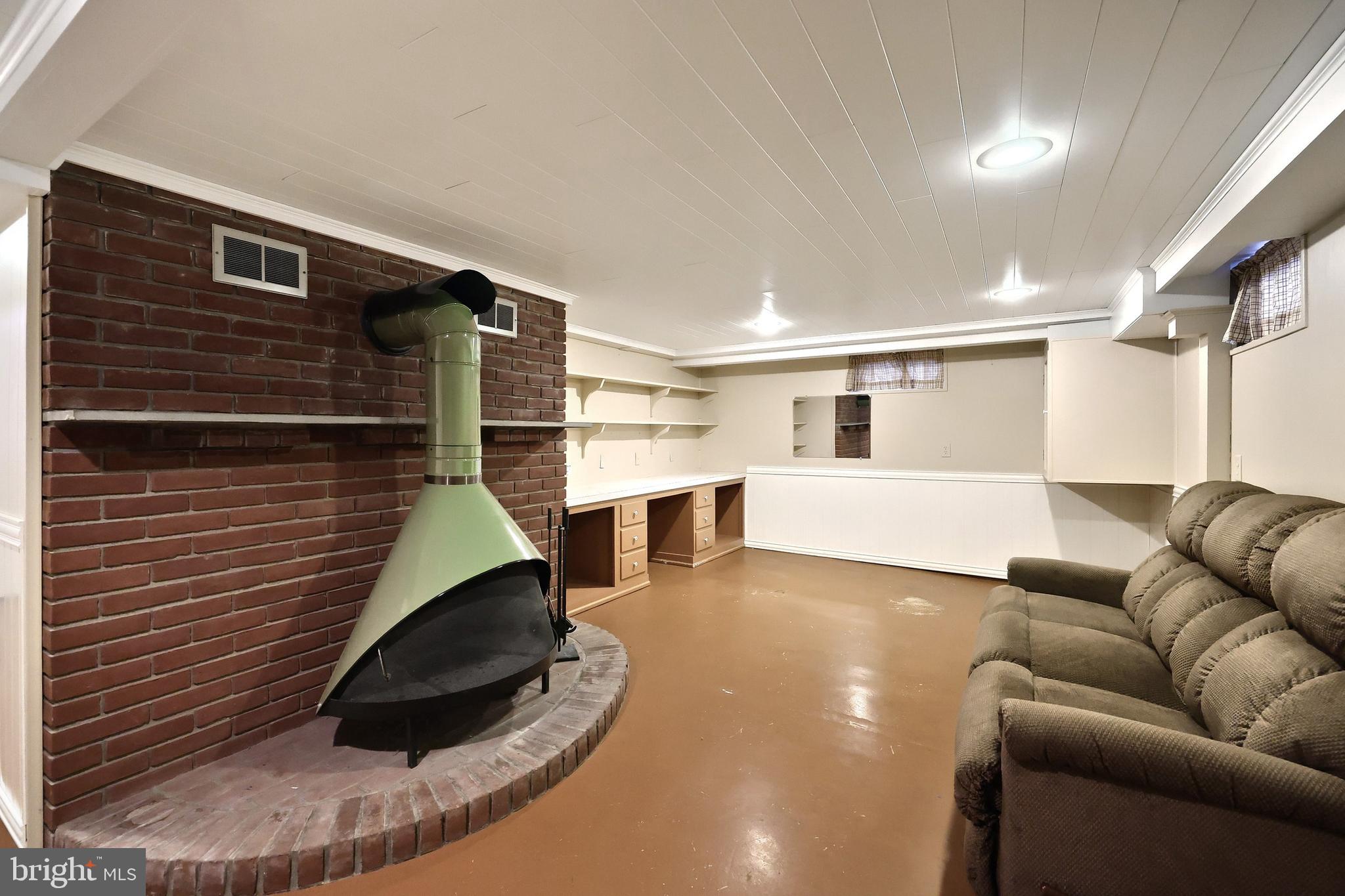 99 5th Street Hanover, PA 17331 - Photo 32 of 38 a living room with furniture and kitchen view