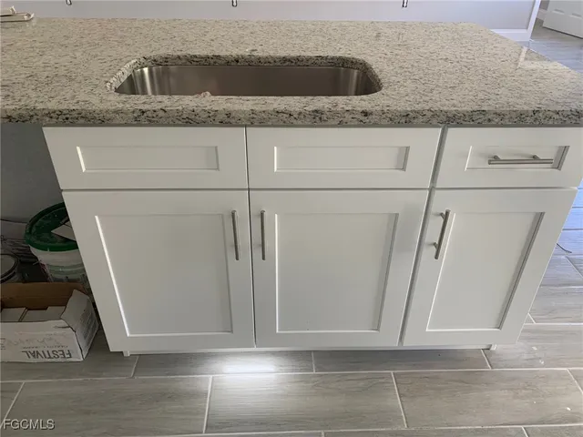 $304,500 | 8031 Melody Circle, LaBelle, FL 33935