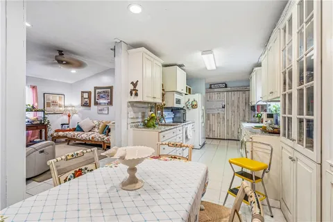 $220,000 | 1110 13th Avenue Southwest, Vero Beach, FL 32962