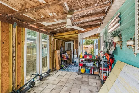 $220,000 | 1110 13th Avenue Southwest, Vero Beach, FL 32962