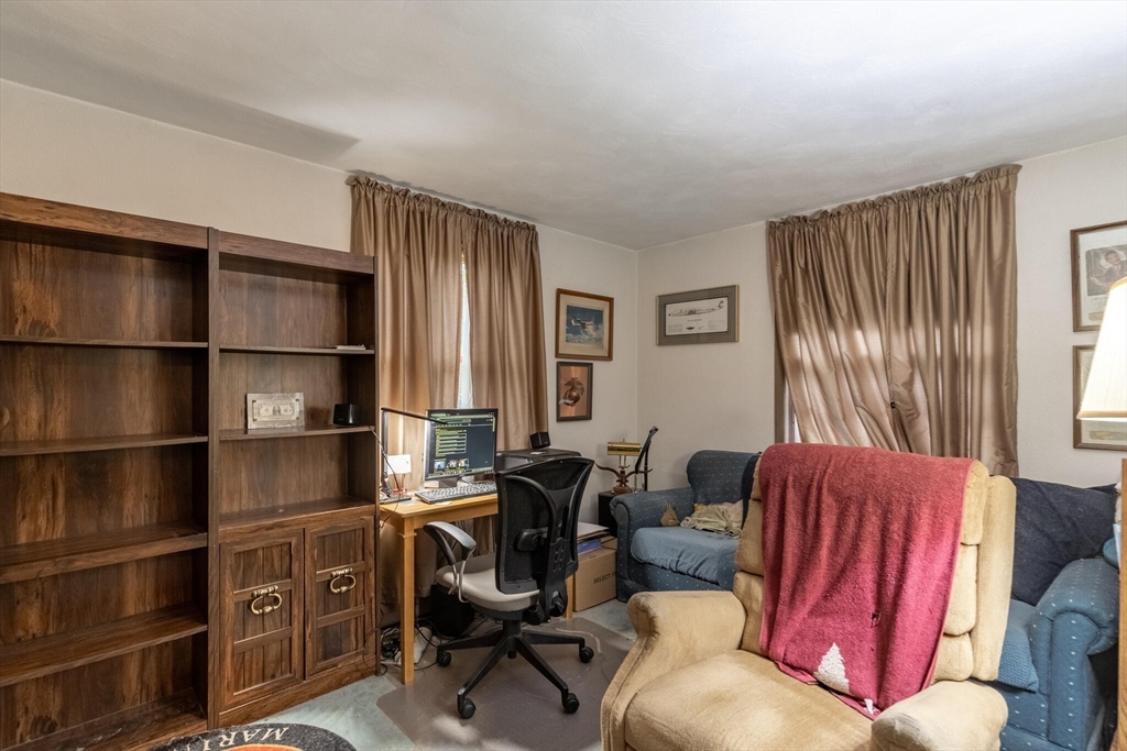 13 Donegal Road Peabody, MA 01960 - Photo 9 of 21 Gallery Image 9