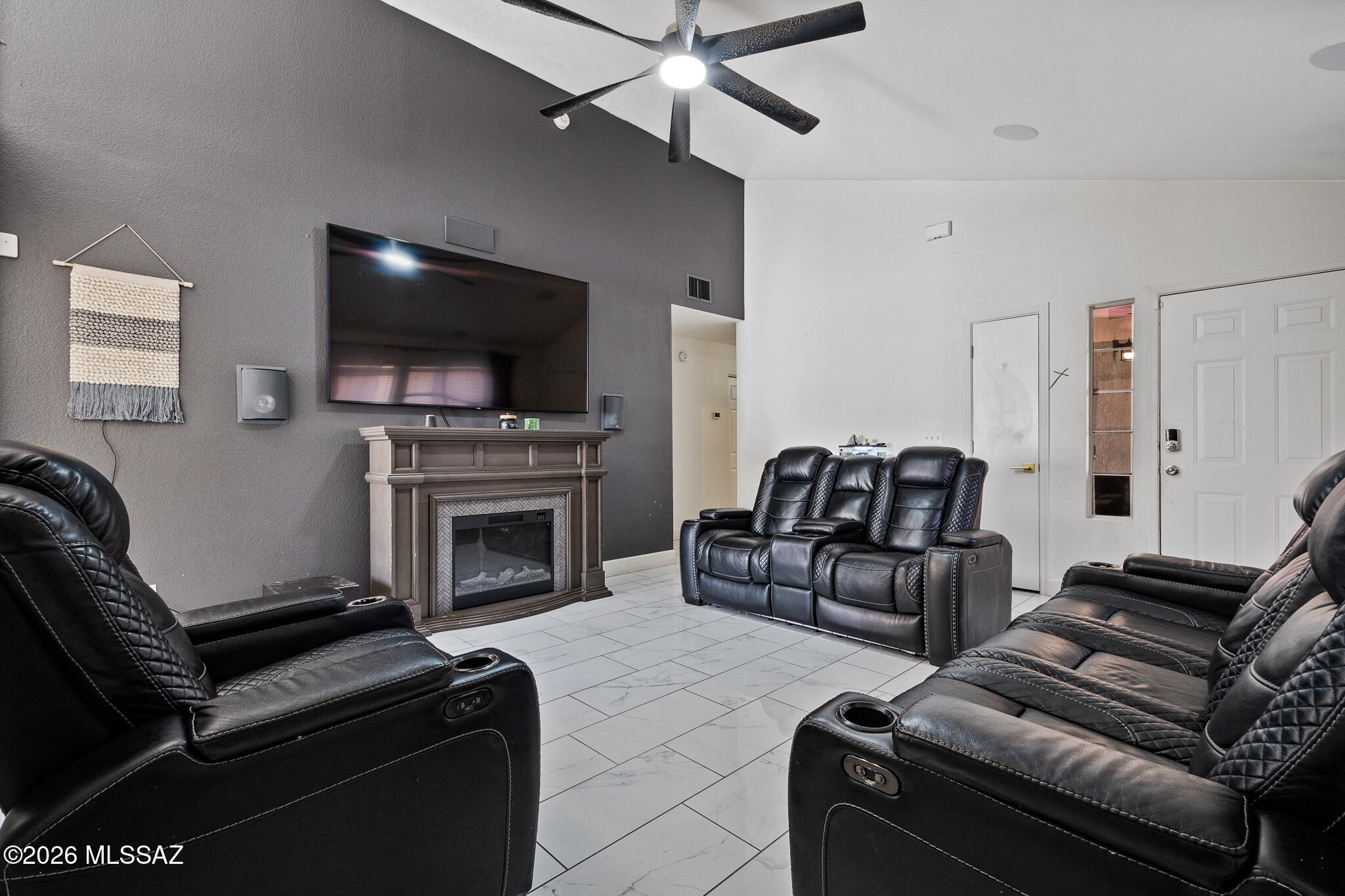5418 South Wembly Road Tucson, AZ 85746 - Photo 9 of 28 Great Room