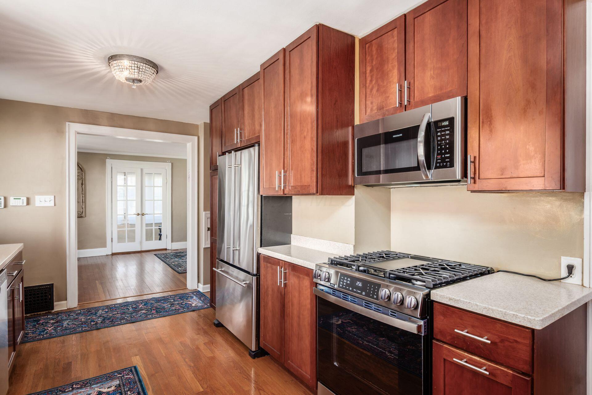 2424 Sherwood Road Bexley, OH 43209 - Photo 24 of 92 Kitchen