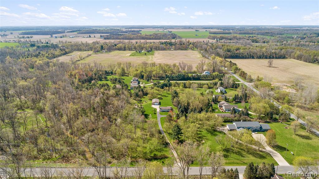 961 Jolly Road Okemos, MI 48864 - Photo 2 of 29