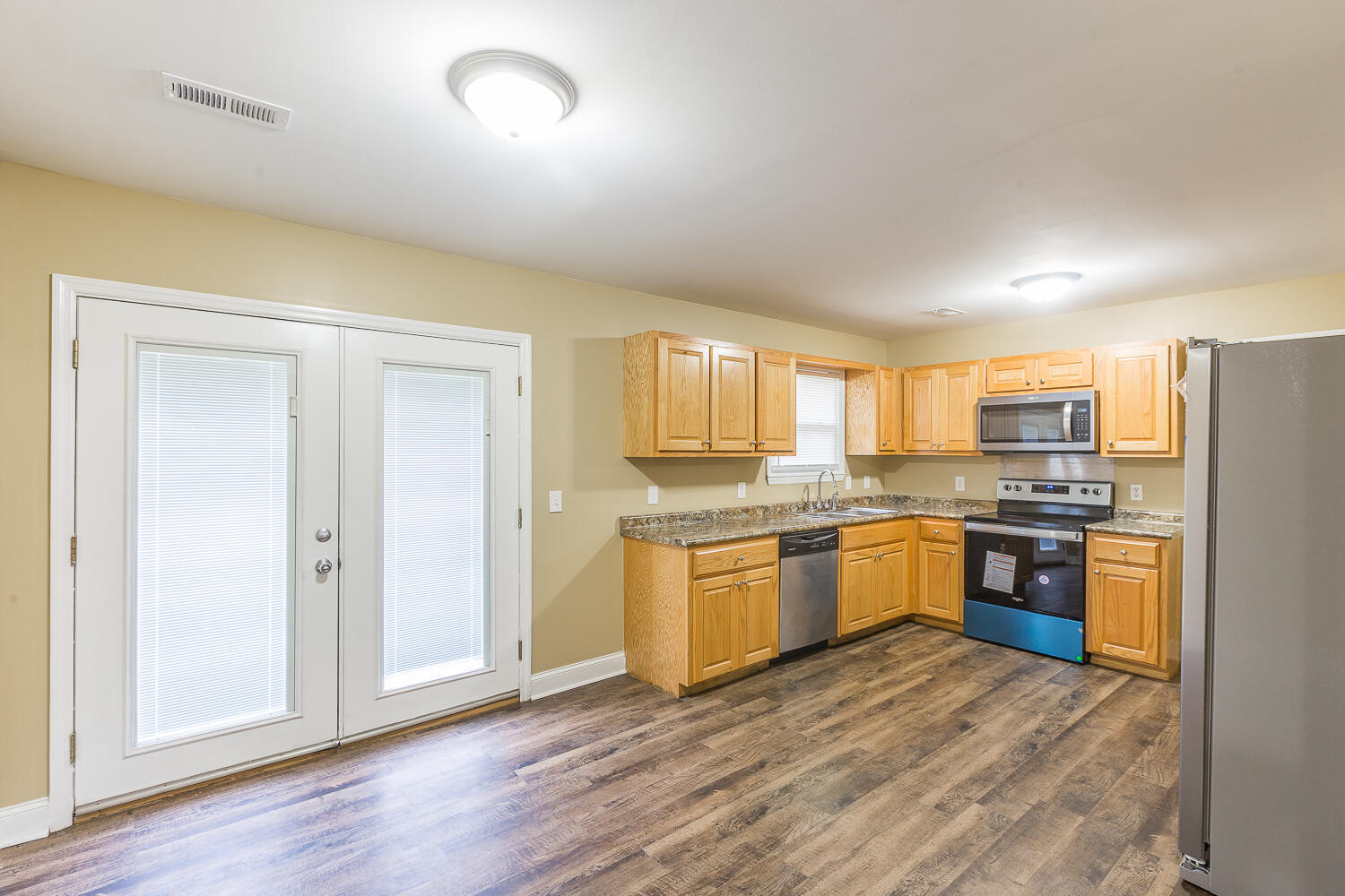 154 Ridgewood Circle Chickamauga, GA 30707 - Photo 5 of 29 154 Ridgewood Cir HD -14