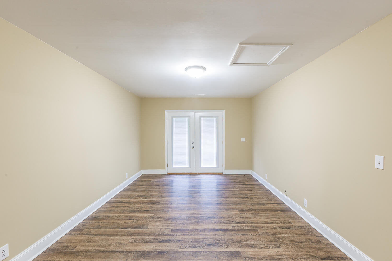 154 Ridgewood Circle Chickamauga, GA 30707 - Photo 7 of 29 154 Ridgewood Cir HD -19