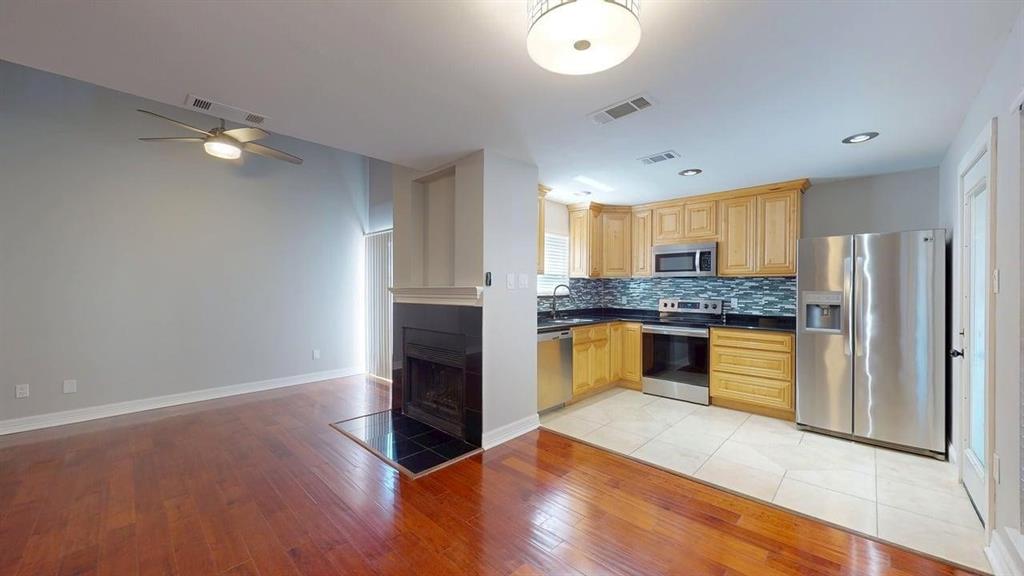 833 West Harwood Road, Unit F Hurst, TX 76054 - Photo 17 of 40