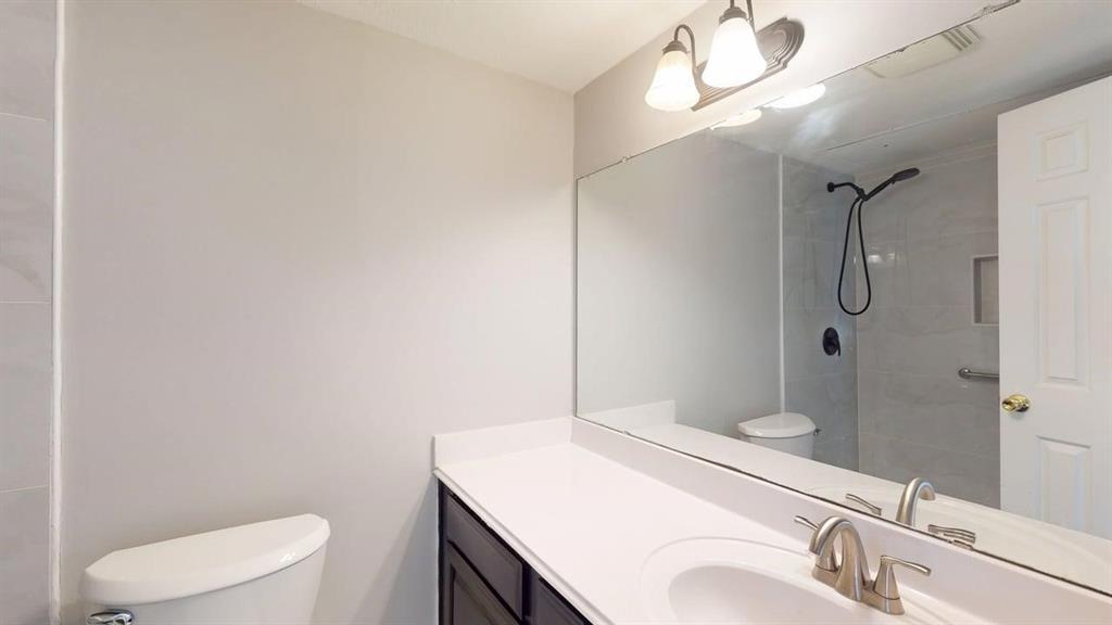 833 West Harwood Road, Unit F Hurst, TX 76054 - Photo 28 of 40