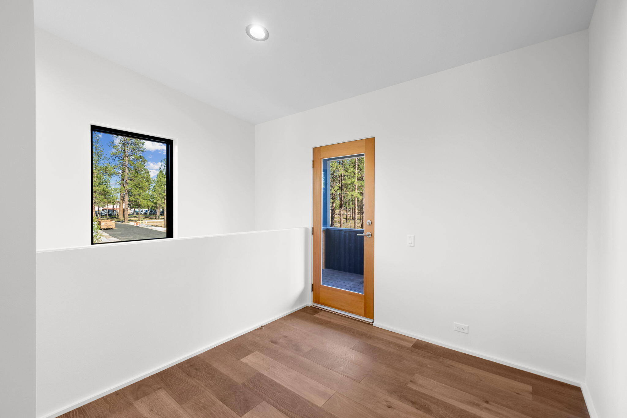 589 West Canopy Way, Unit LOT 22 Sisters, OR 97759 - Photo 21 of 36 Same Model Completed