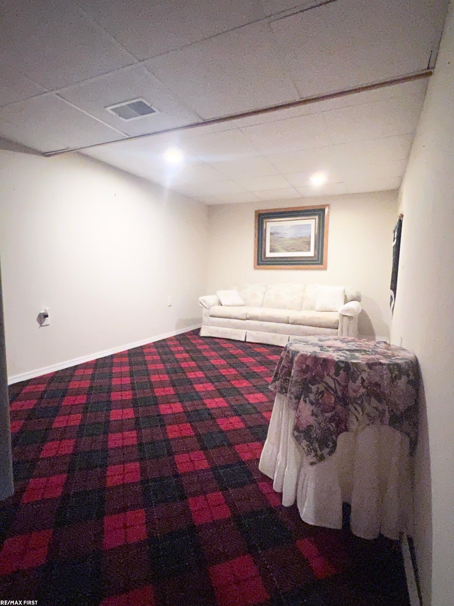 16781 Country Ridge Court Macomb, MI 48044 - Photo 31 of 37 50092528-30.JPG