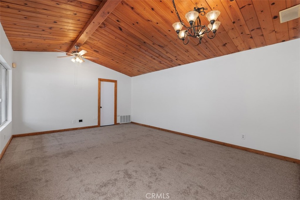 247 Carissa Drive Oceanside, CA 92057 - Photo 5 of 43