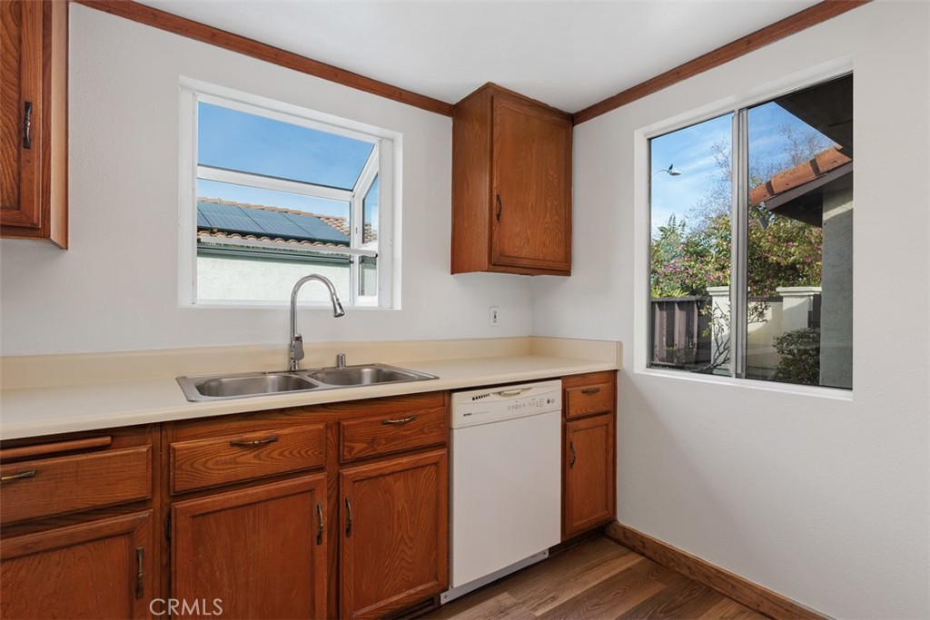 247 Carissa Drive Oceanside, CA 92057 - Photo 10 of 43