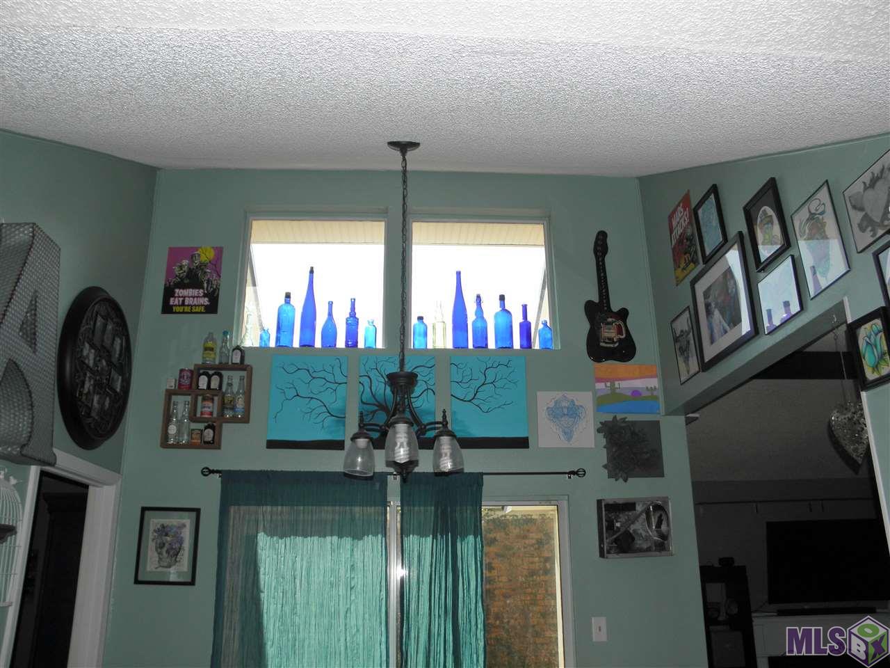 15957 Manchester Avenue Baton Rouge, LA 70816 - Photo 4 of 13 Gallery Image 4