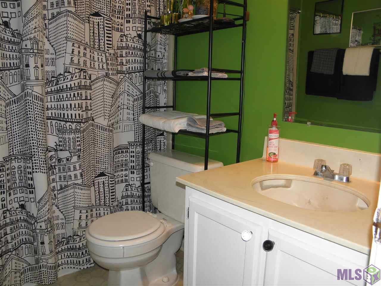 15957 Manchester Avenue Baton Rouge, LA 70816 - Photo 8 of 13 Gallery Image 8
