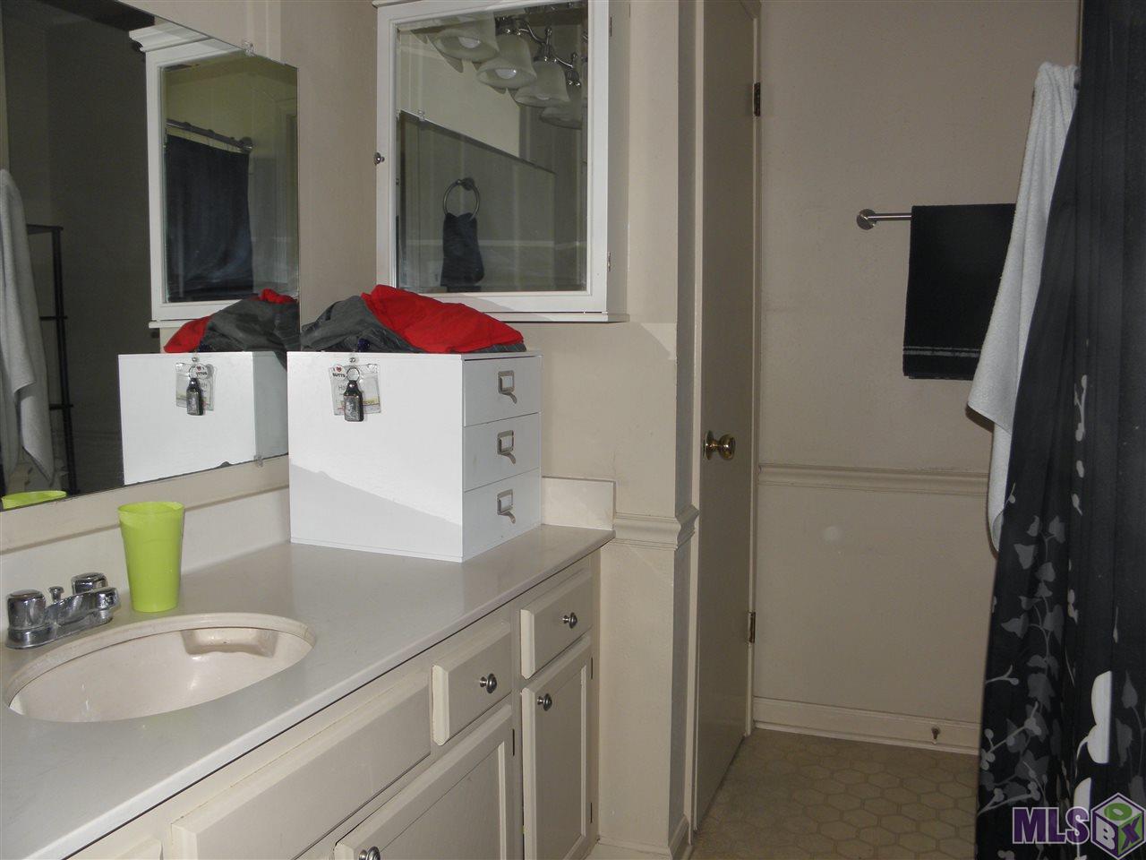 15957 Manchester Avenue Baton Rouge, LA 70816 - Photo 10 of 13 Gallery Image 10