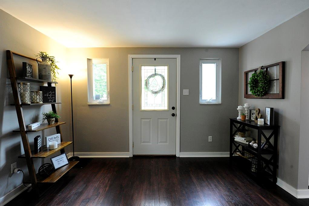 62 Greenlee Road Pittsburgh, PA 15227 - Photo 2 of 21 Gallery Image 2