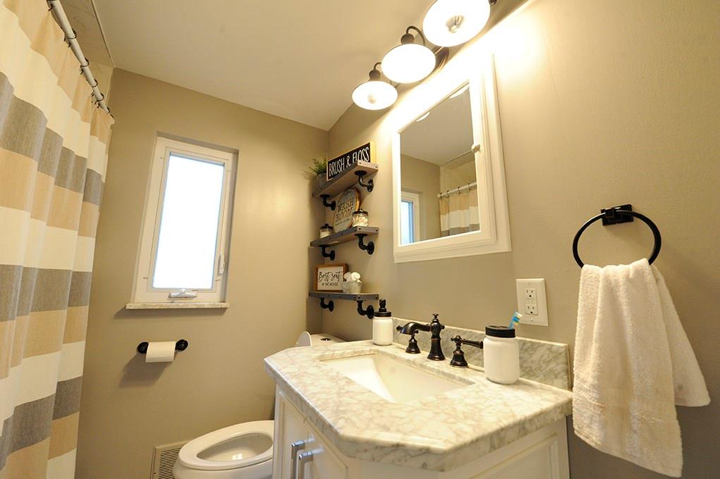 62 Greenlee Road Pittsburgh, PA 15227 - Photo 16 of 21 Gallery Image 16