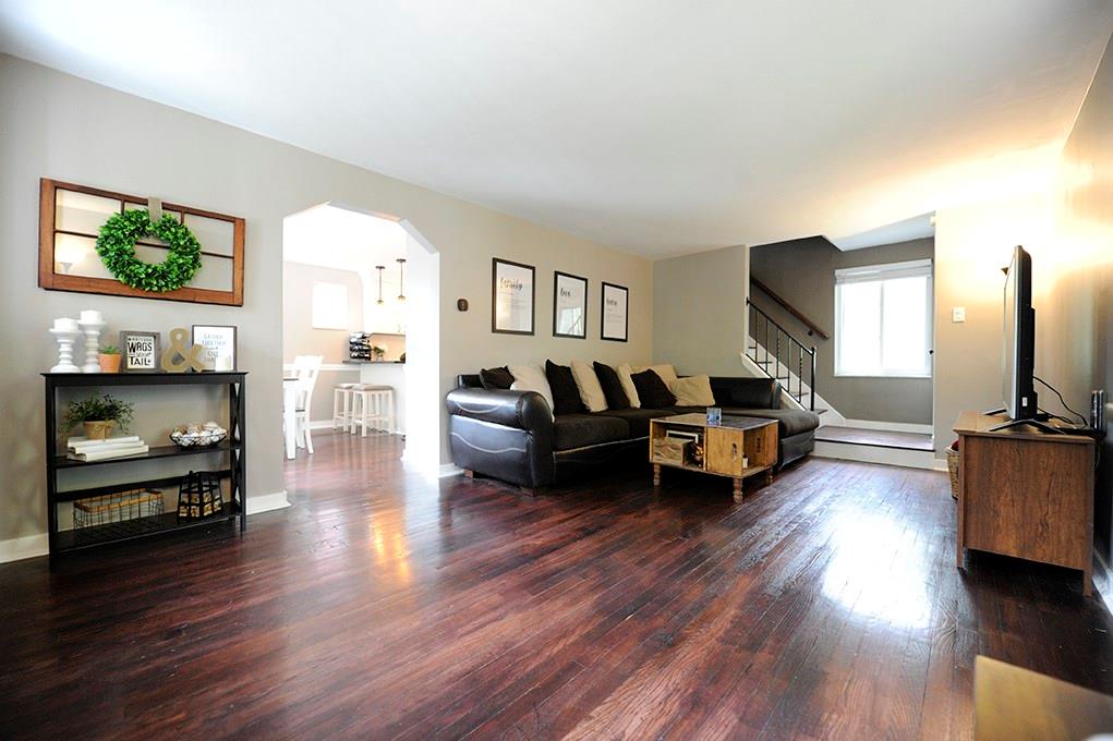 62 Greenlee Road Pittsburgh, PA 15227 - Photo 3 of 21 Gallery Image 3