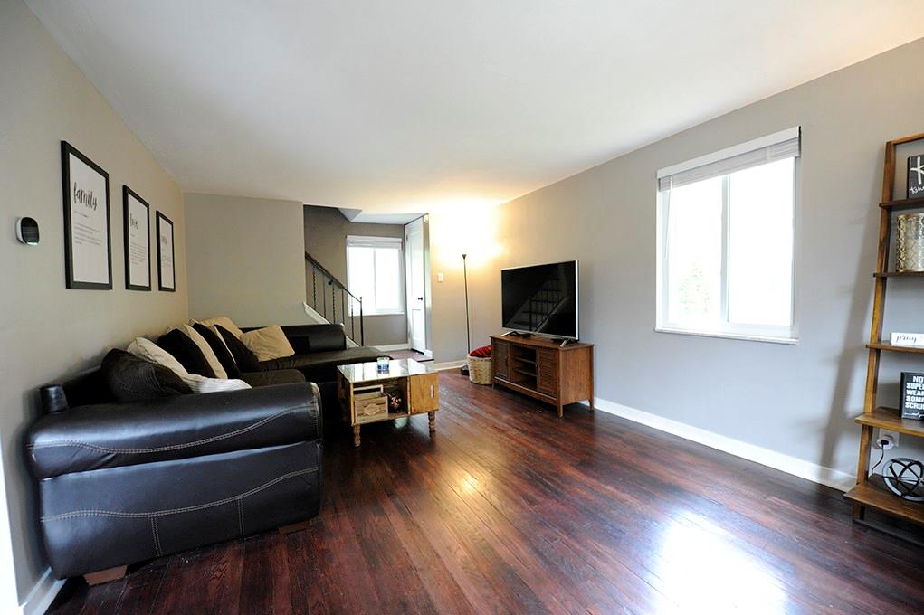 62 Greenlee Road Pittsburgh, PA 15227 - Photo 5 of 21 Gallery Image 5