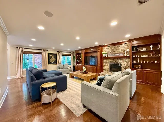 $5,500 | 4 Rebel Run Drive, East Brunswick, NJ 08816