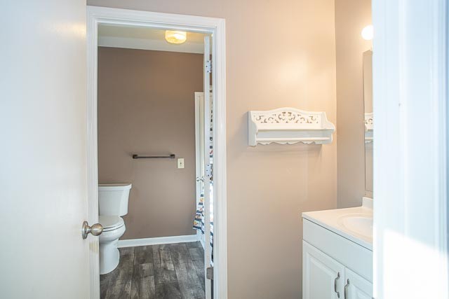 3220 Les Chappell Road Spring Hill, TN 37174 - Photo 25 of 70 a bathroom with a toilet
