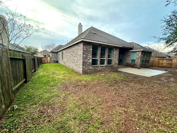 $3,800 | 13326 Lake Chesdin Road, Houston, TX 77044