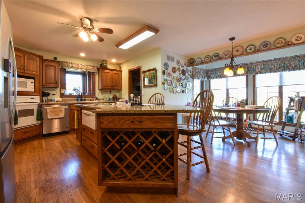 5435 Highway 159 Edwardsville, IL 62025 - Photo 11 of 60