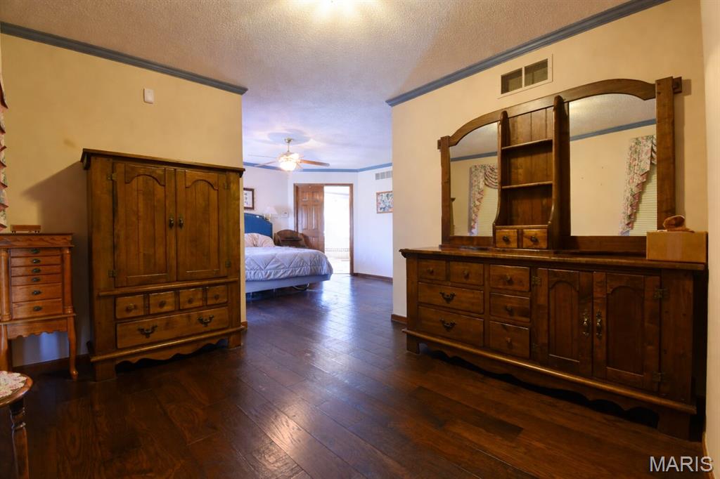 5435 Highway 159 Edwardsville, IL 62025 - Photo 15 of 60