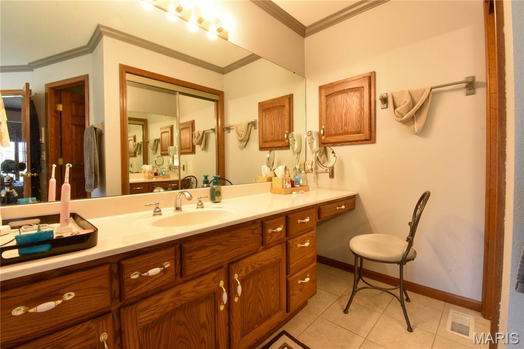 5435 Highway 159 Edwardsville, IL 62025 - Photo 18 of 60