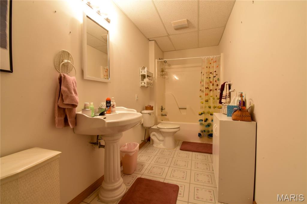 5435 Highway 159 Edwardsville, IL 62025 - Photo 40 of 60