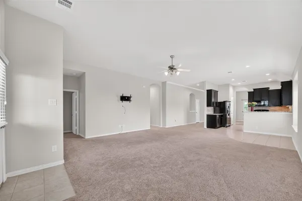 $2,500 | 203 Brookwood Park Lane, Dickinson, TX 77539