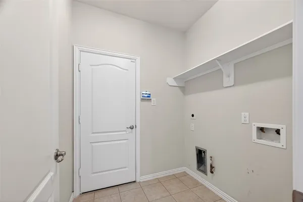 $2,500 | 203 Brookwood Park Lane, Dickinson, TX 77539