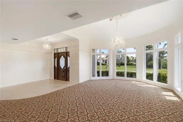 $6,995,000 | 1535 Dolphin Lane, Naples, FL 34102