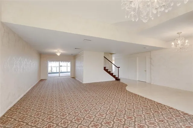 $6,995,000 | 1535 Dolphin Lane, Naples, FL 34102