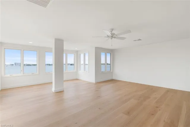 $6,995,000 | 1535 Dolphin Lane, Naples, FL 34102