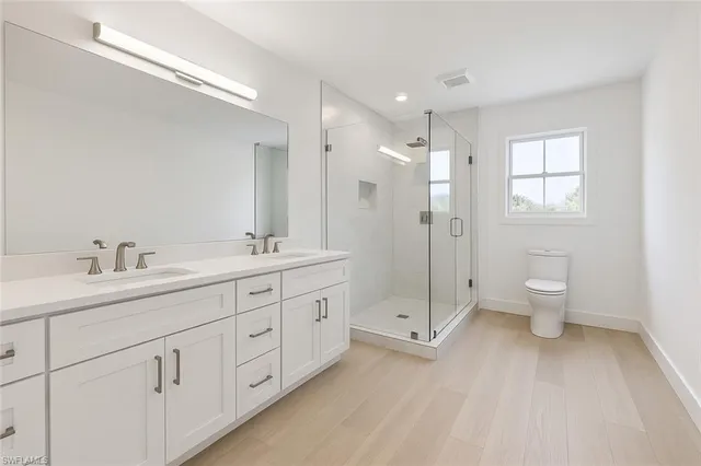 $6,995,000 | 1535 Dolphin Lane, Naples, FL 34102