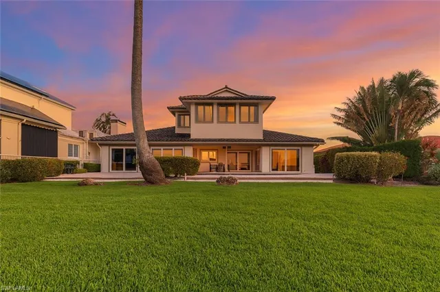 $6,995,000 | 1535 Dolphin Lane, Naples, FL 34102