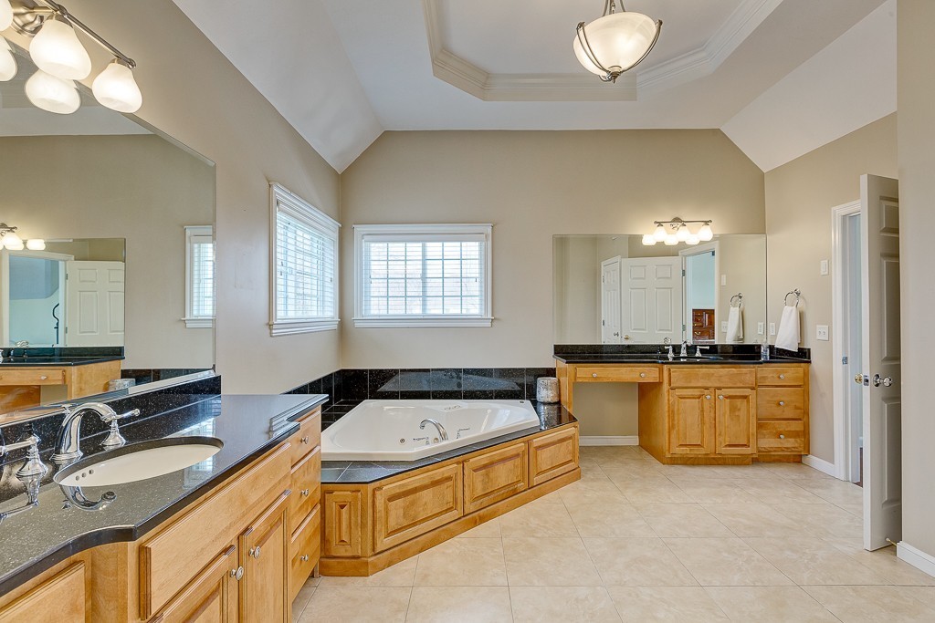 4 Connelly Hill Road Hopkinton, MA 01748 - Photo 24 of 30 Gallery Image 24