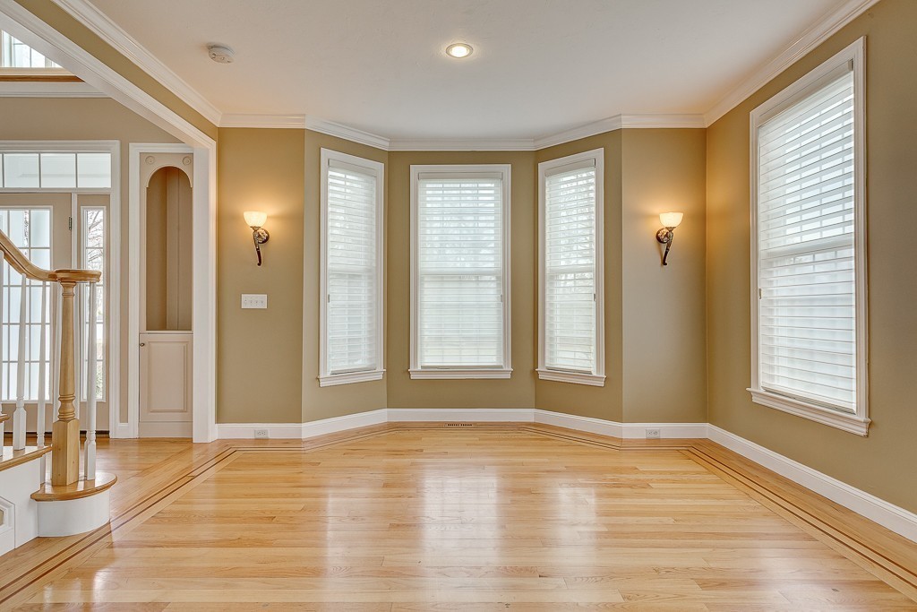4 Connelly Hill Road Hopkinton, MA 01748 - Photo 8 of 30 Gallery Image 8