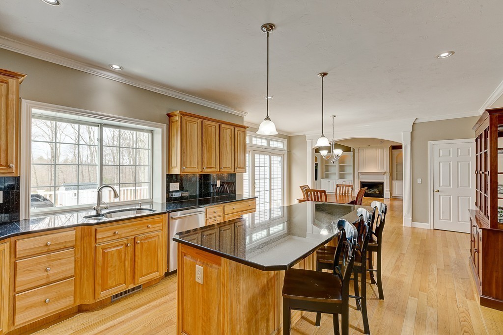 4 Connelly Hill Road Hopkinton, MA 01748 - Photo 10 of 30 Gallery Image 10