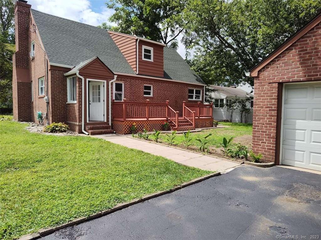 1660 Black Rock Turnpike, Fairfield, CT 06825 Compass