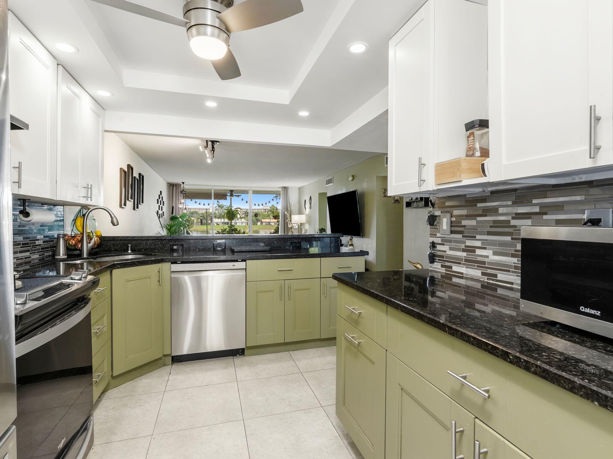 3100 North Course Lane, Unit 107 Pompano Beach, FL 33069 - Photo 13 of 32 12. 3100 N Course Ln Unit 107 Interior