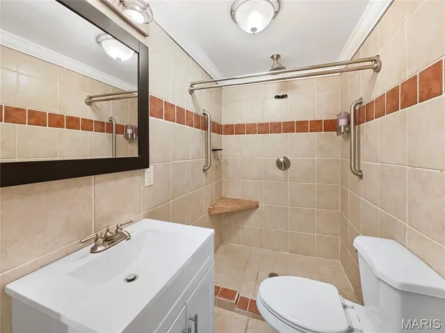 $350,000 | 111 Barrington Drive, St. Peters, MO 63376