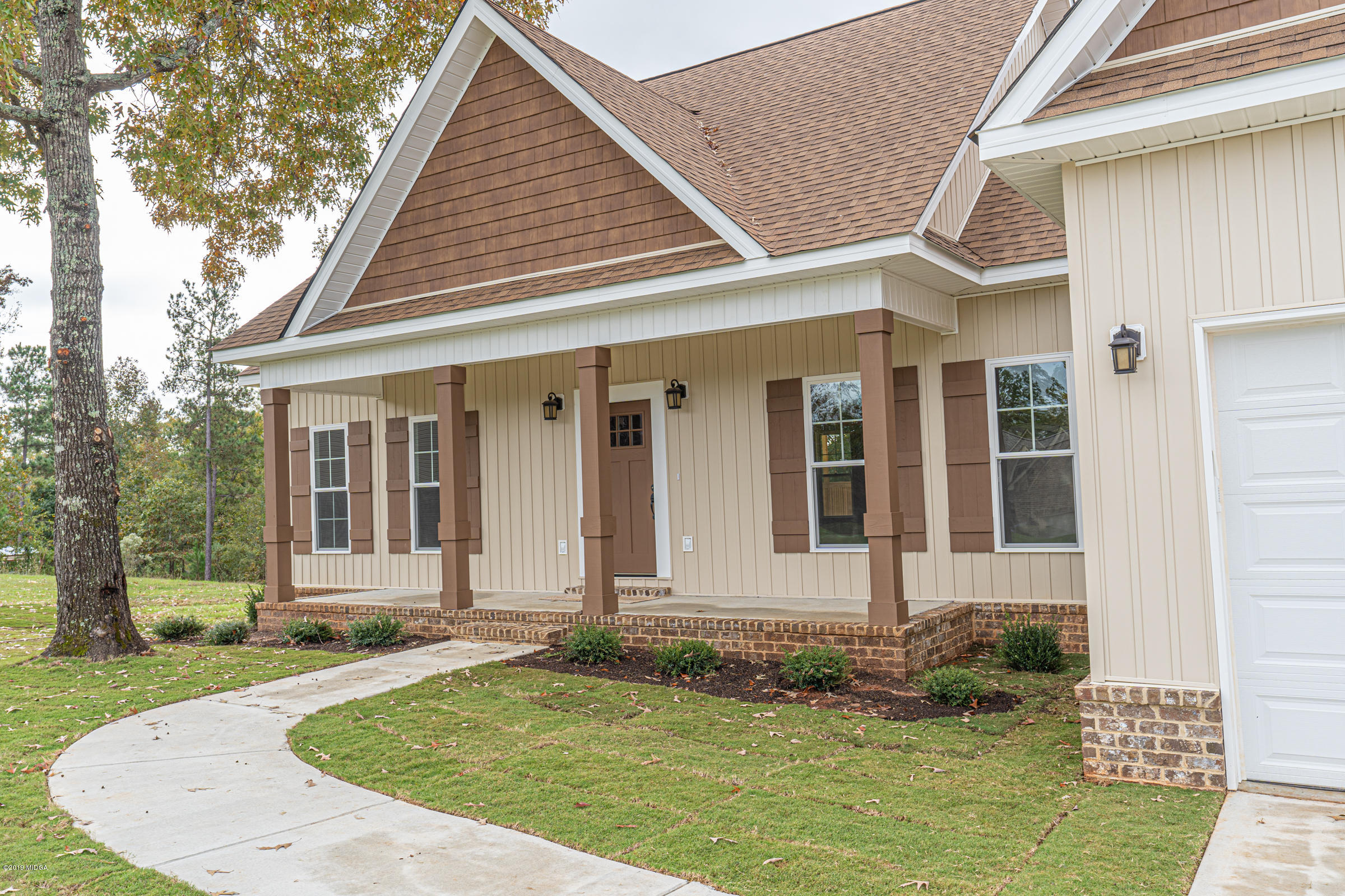 179 Chapman Ridge Road Macon, GA 31211 - Photo 4 of 39 179 Chapman Ridge-5