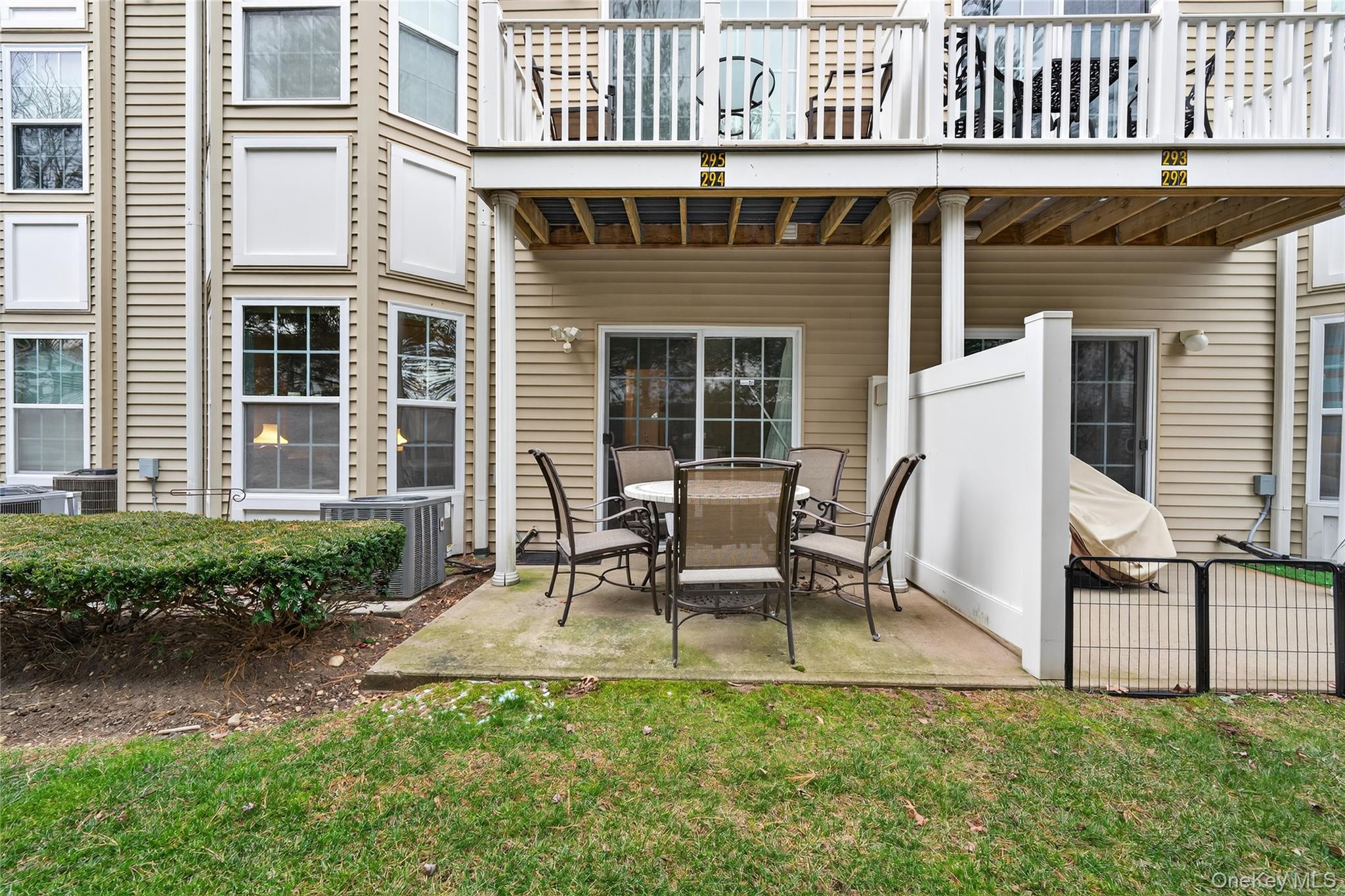 294 Spring Drive East Meadow, NY 11554 - Photo 23 of 31